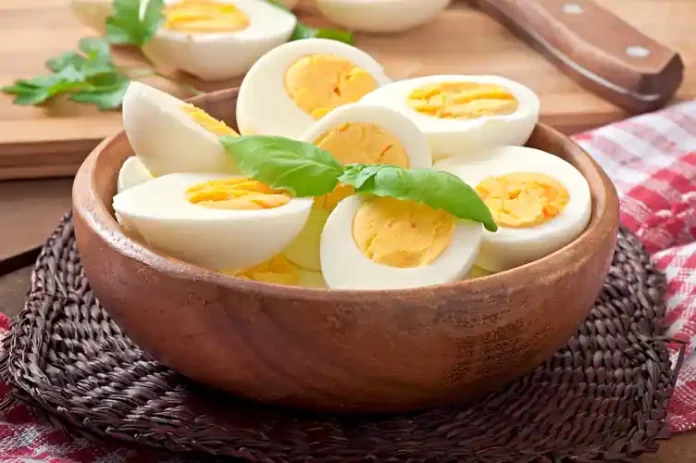 ¿Cenar Huevo Duro Engorda? 🥚 La Verdad Científica