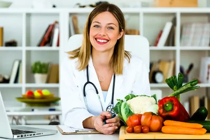 Cómo Comer con Conciencia: 10 Hábitos para una Alimentación Inteligente