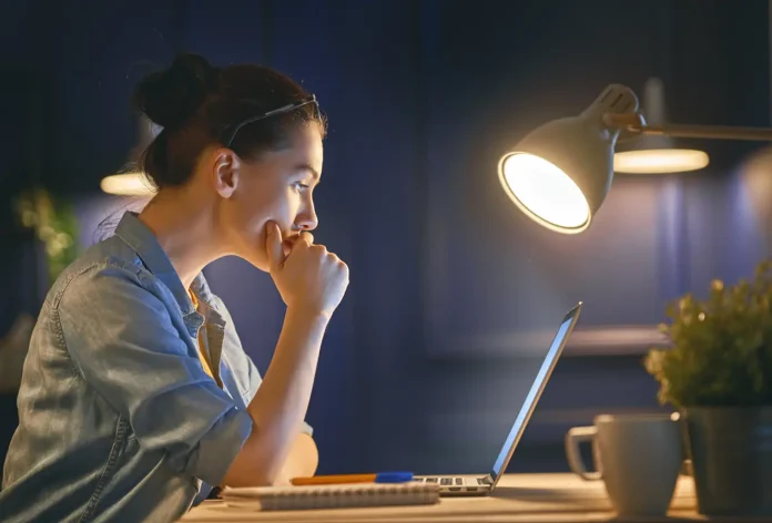 ¿Qué Debe Comer una Persona que Trabaja por la Noche? Guía de Supervivencia